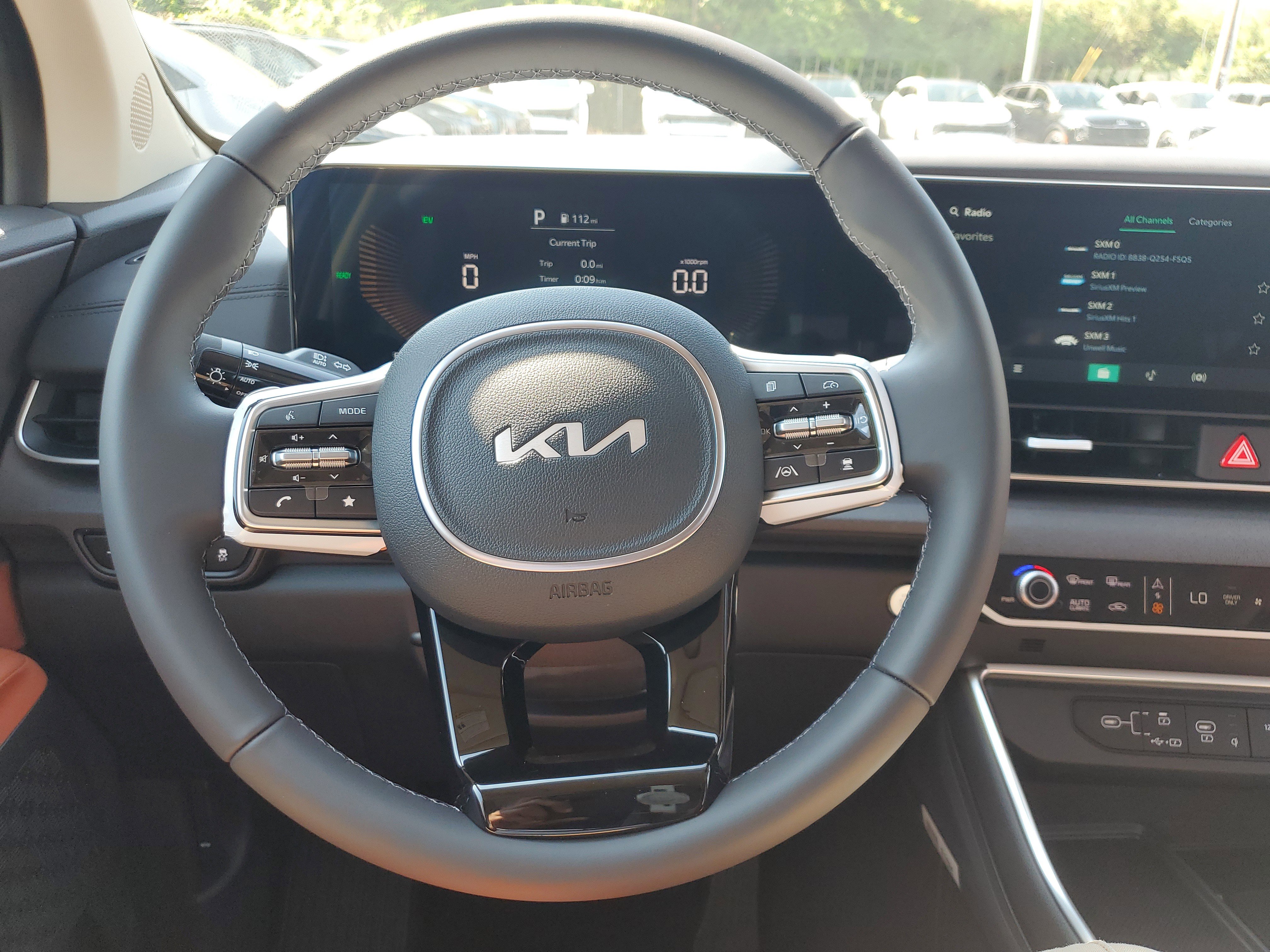 New 2026 Kia Carnival EX image 25