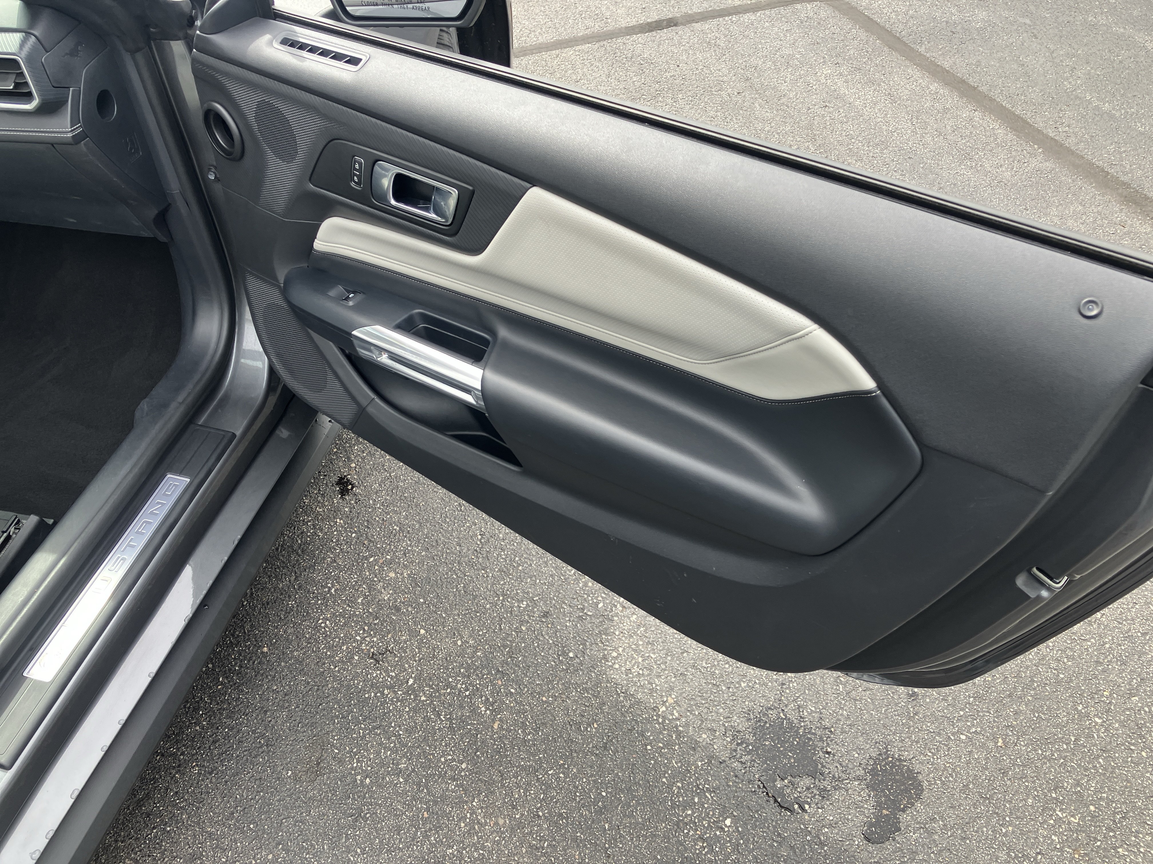 Certified 2024 Ford Mustang Premium RWD image 10