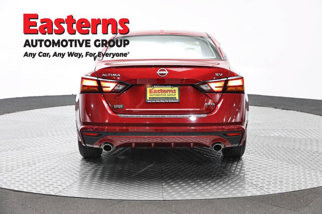Used 2023 Nissan Altima 2.5 SV w/ SV Premium Package AWD/4WD image 6
