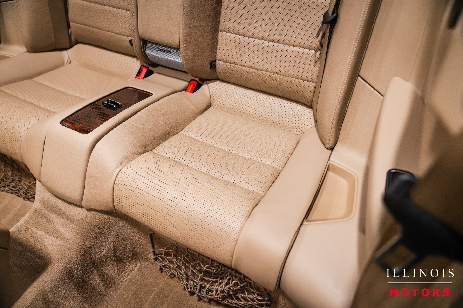 Used 2011 Mercedes-Benz E 550 Cabriolet image 32