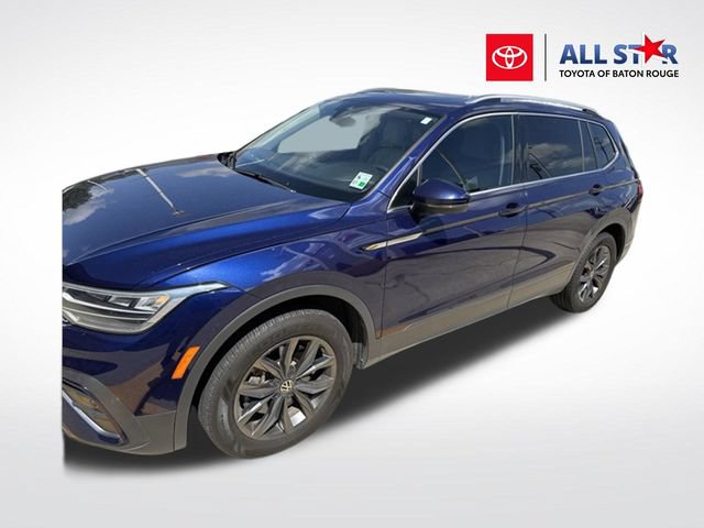 Used 2022 Volkswagen Tiguan SE FWD image 1