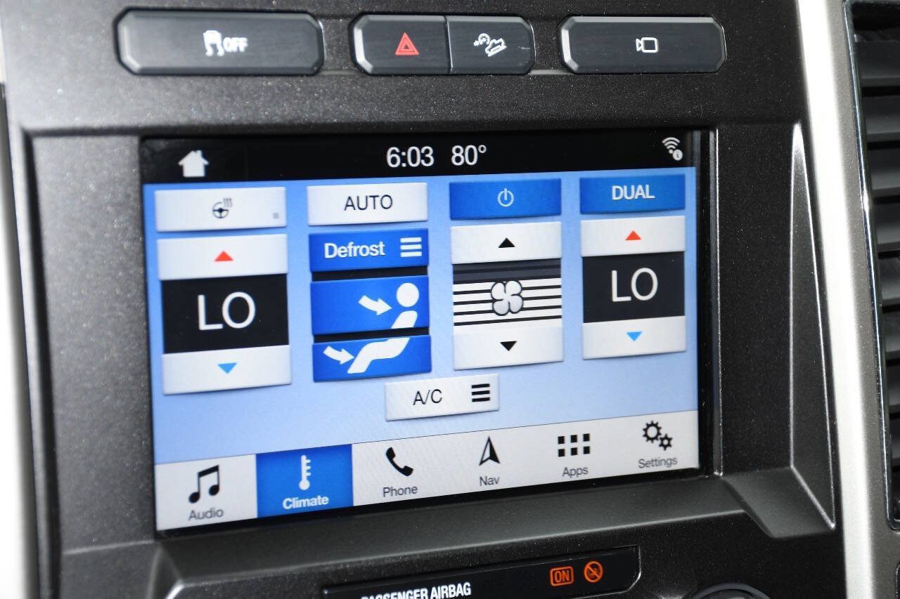Used 2019 Ford F250 Lariat w/ Lariat Ultimate Package AWD/4WD image 33