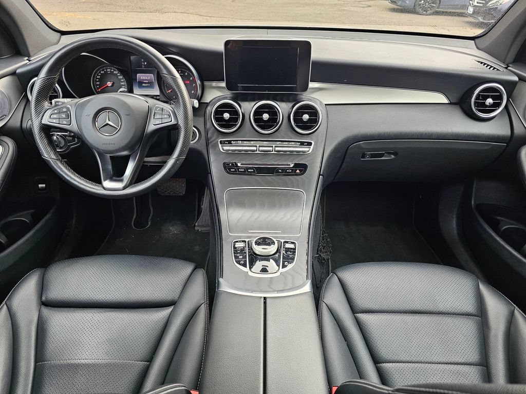 Used 2019 Mercedes-Benz GLC 300 4MATIC image 18
