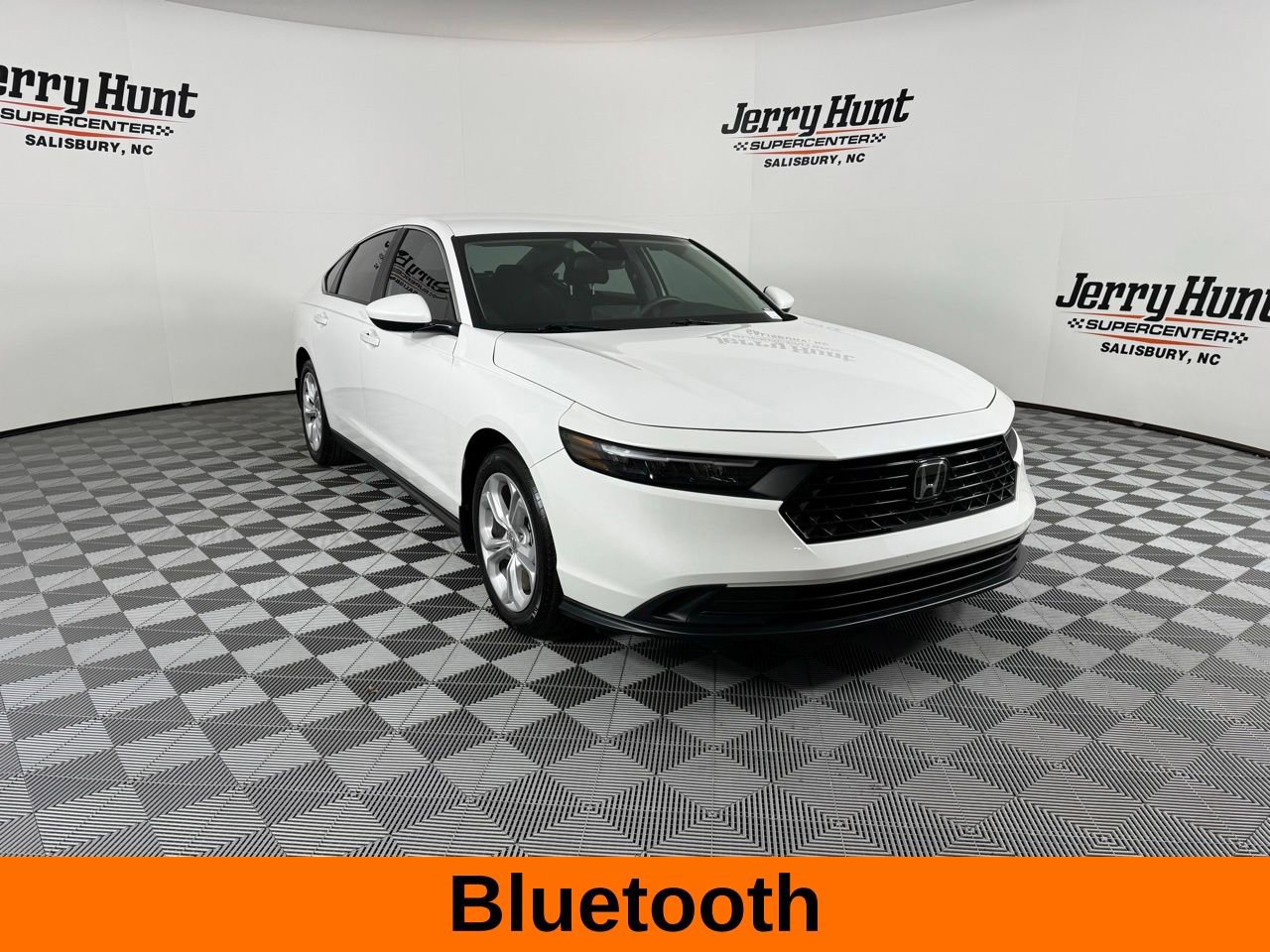 Used 2025 Honda Accord LX image 5