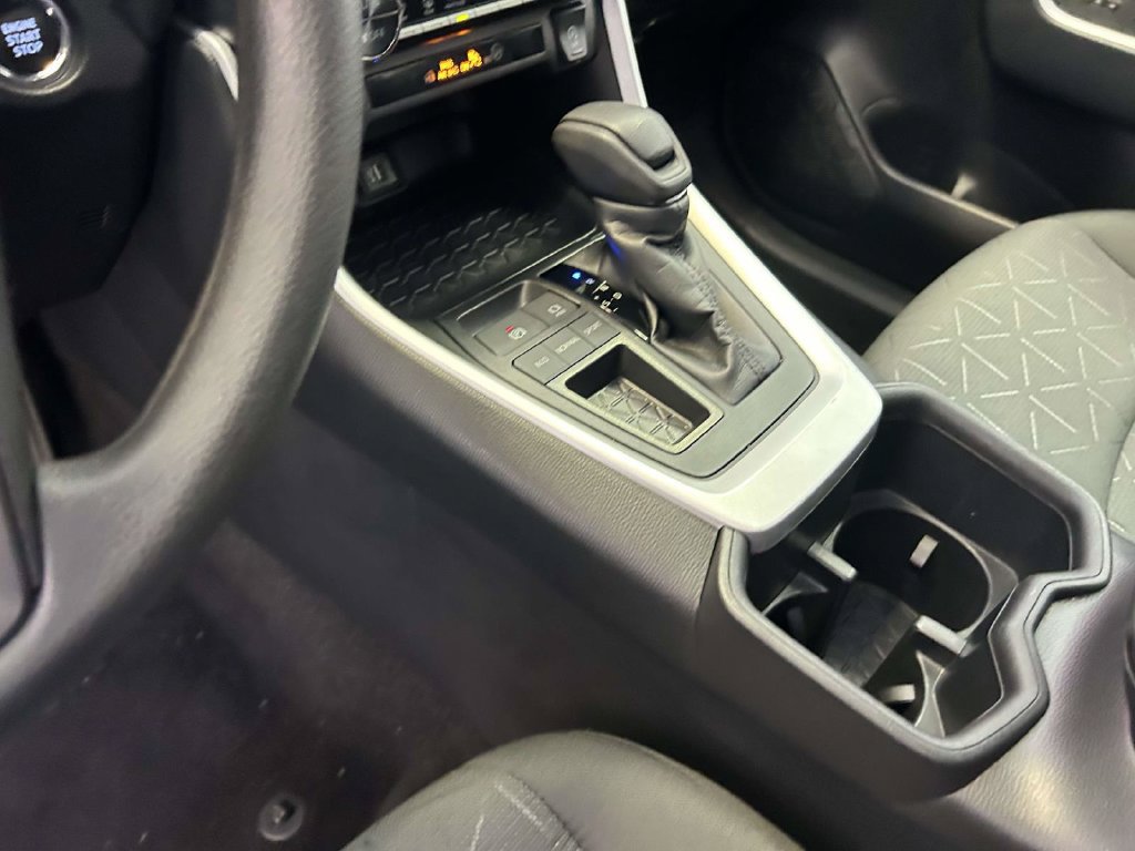 Used 2024 Toyota RAV4 XLE FWD image 19