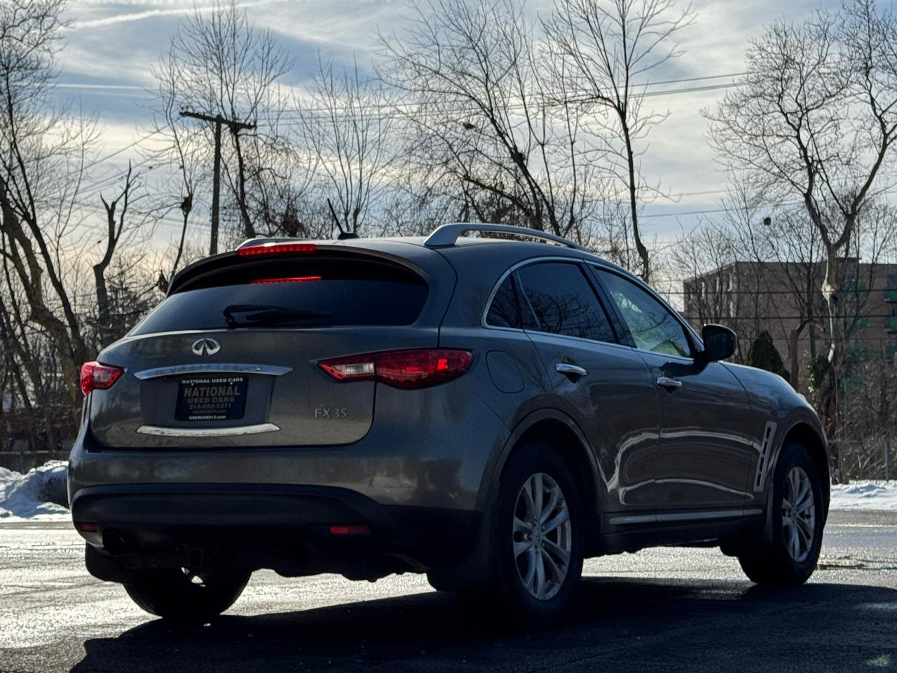 Used 2009 INFINITI FX35 AWD image 8