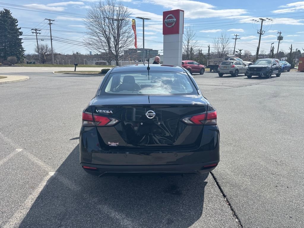 Used 2021 Nissan Versa S image 8
