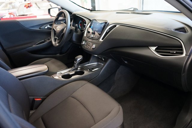 Used 2022 Chevrolet Malibu LT image 39