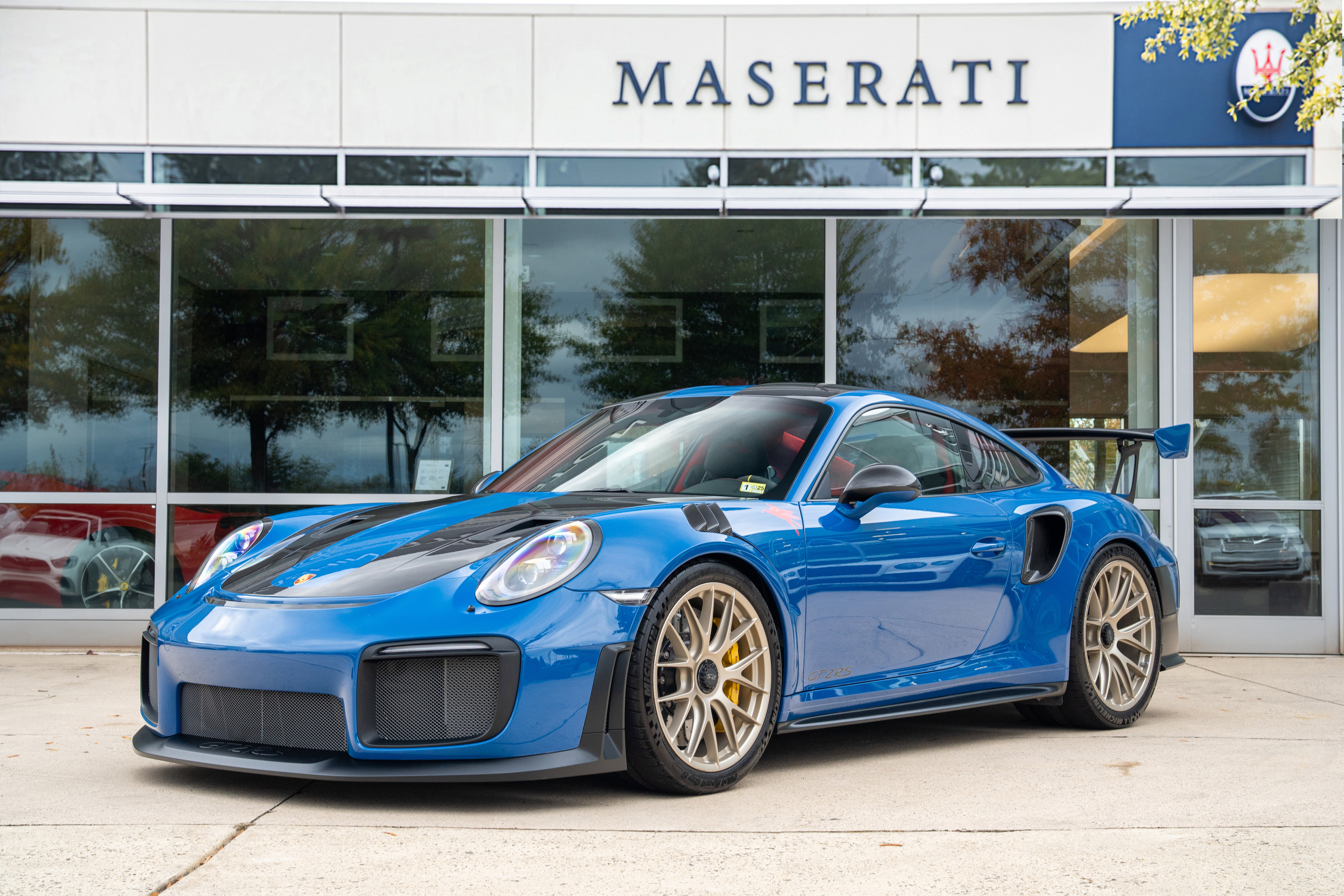 Used 2018 Porsche 911 GT2 RS image 1