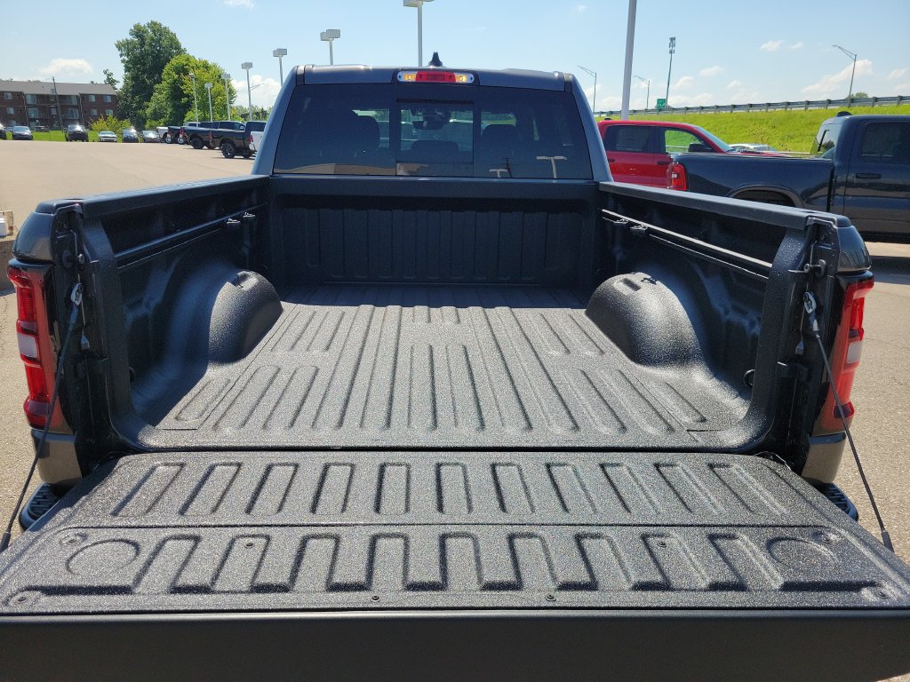 New 2026 RAM 1500 Big Horn AWD/4WD image 6