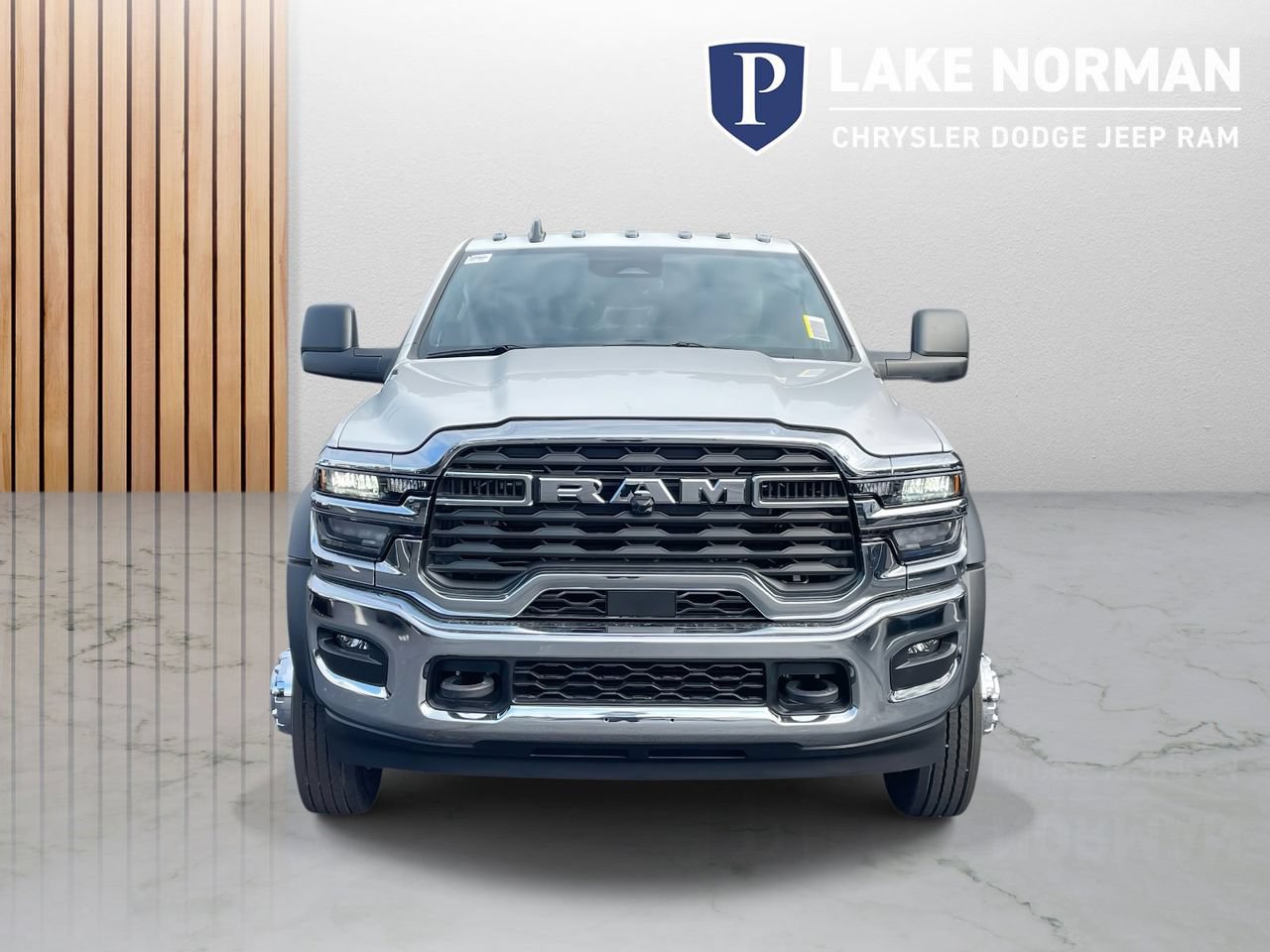 New 2026 RAM 4500 Tradesman w/ Chrome Appearance Group AWD/4WD image 3