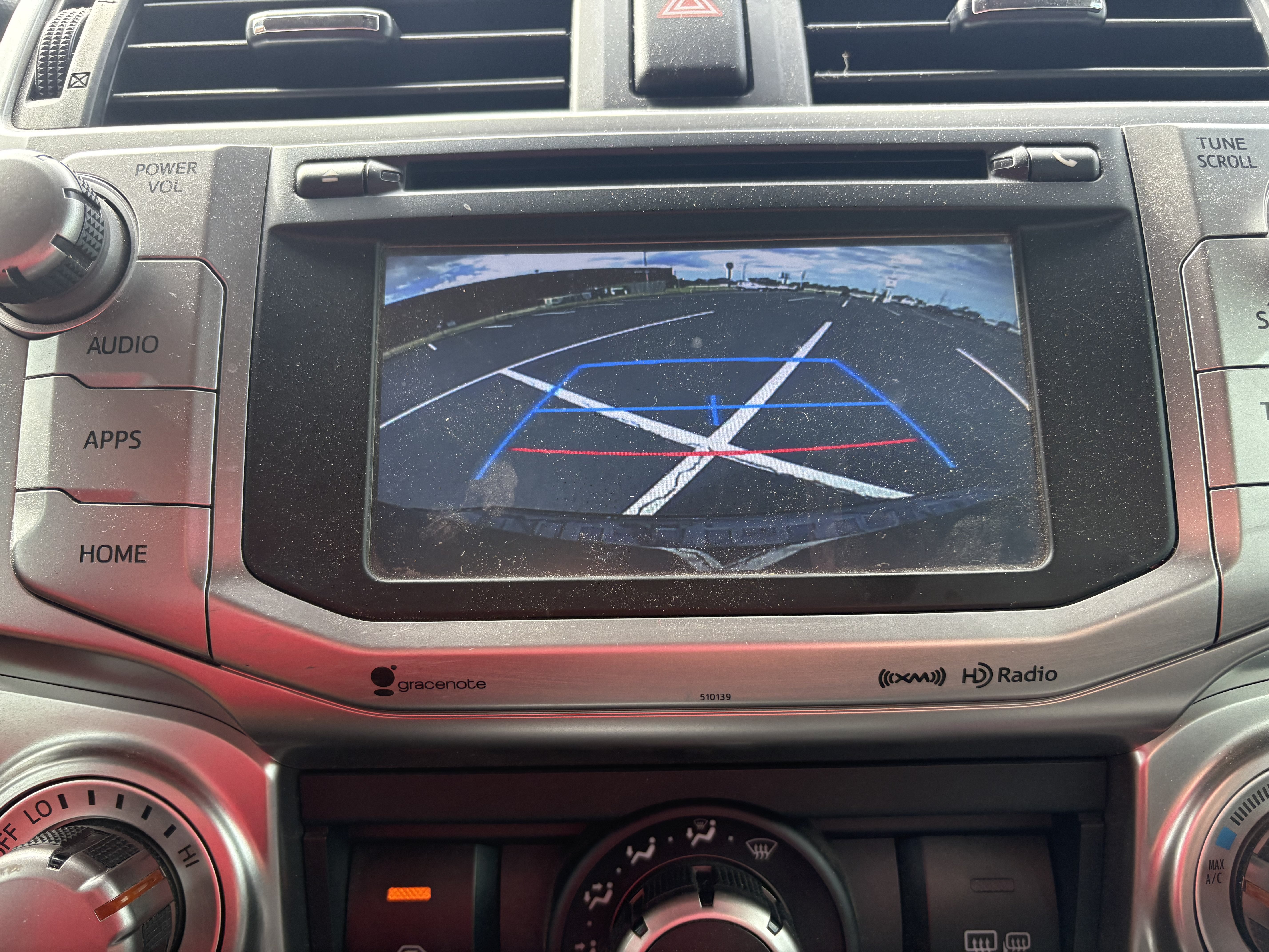 Used 2017 Toyota 4Runner SR5 AWD/4WD image 8