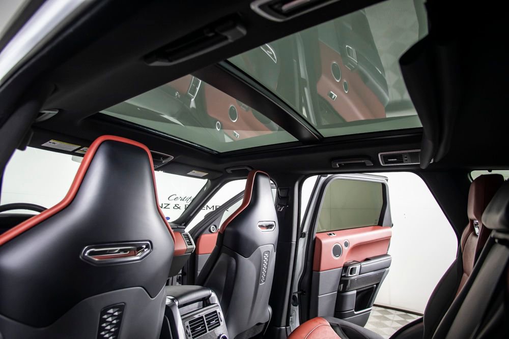 Used 2022 Land Rover Range Rover Sport SVR image 27