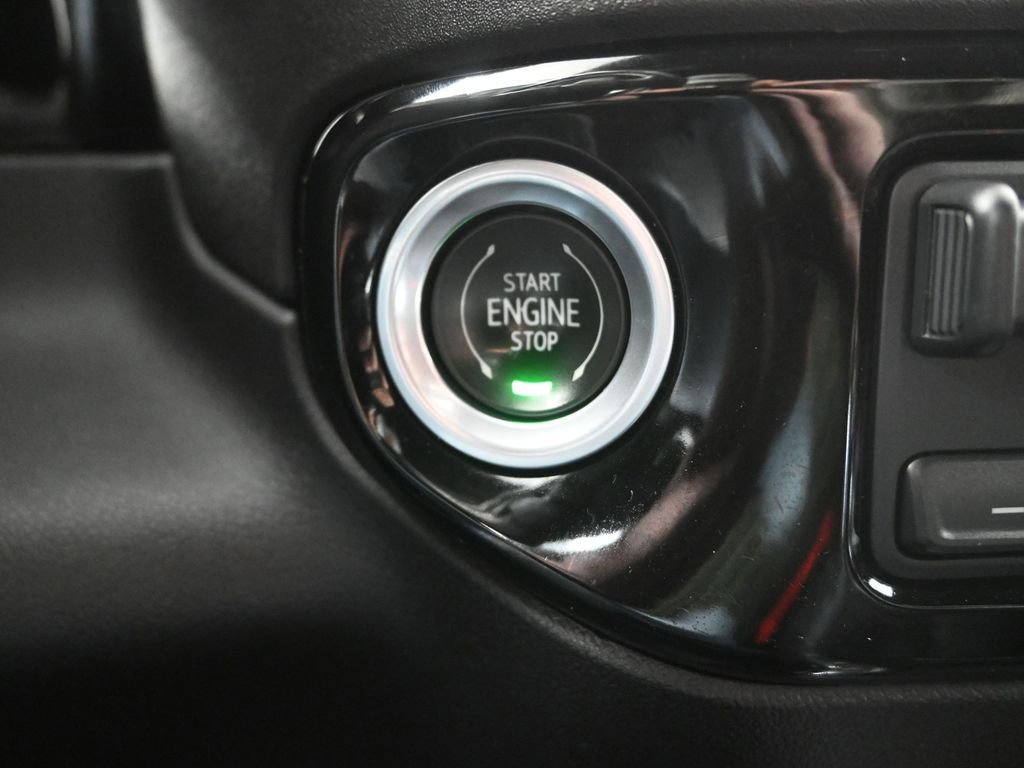 Used 2022 Chevrolet Silverado 1500 LT image 25