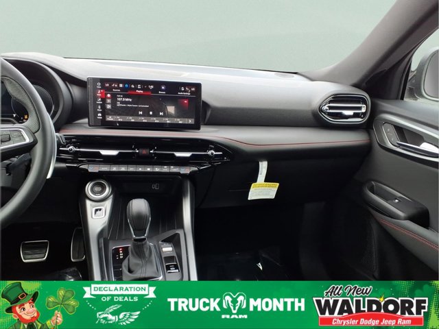 New 2025 Dodge Hornet GT w/ Track Pack image 13