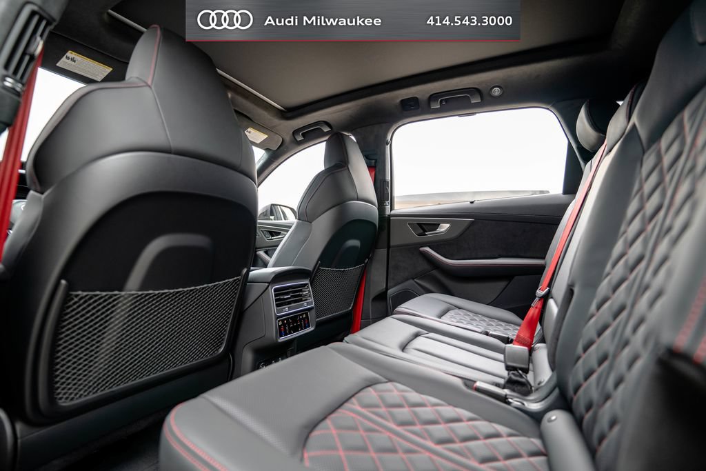 New 2026 Audi SQ7 Prestige AWD/4WD image 44