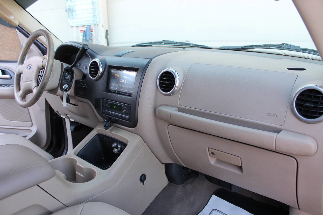 Used 2004 Ford Expedition Eddie Bauer RWD image 35