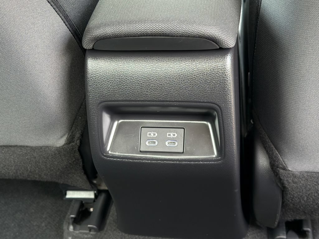 Used 2025 Toyota Corolla LE FWD image 15