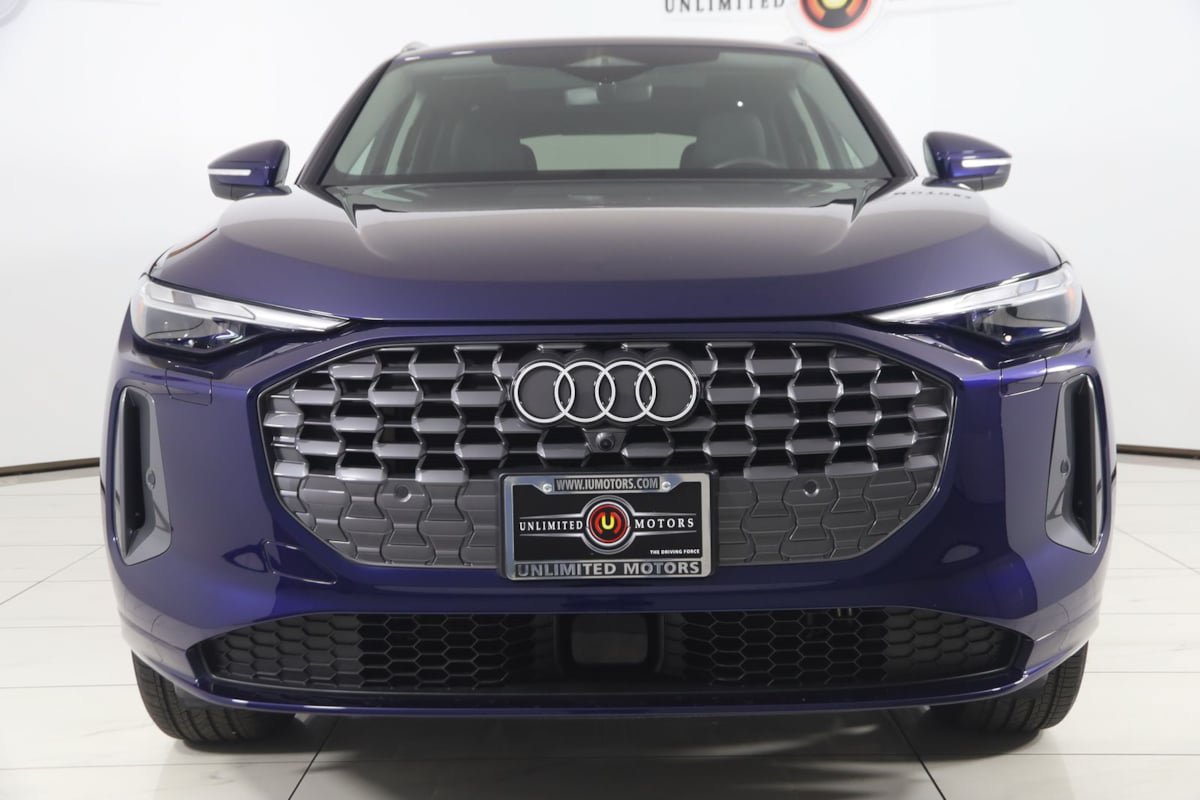 Used 2025 Audi Q5 Premium w/ Convenience Package AWD/4WD image 51