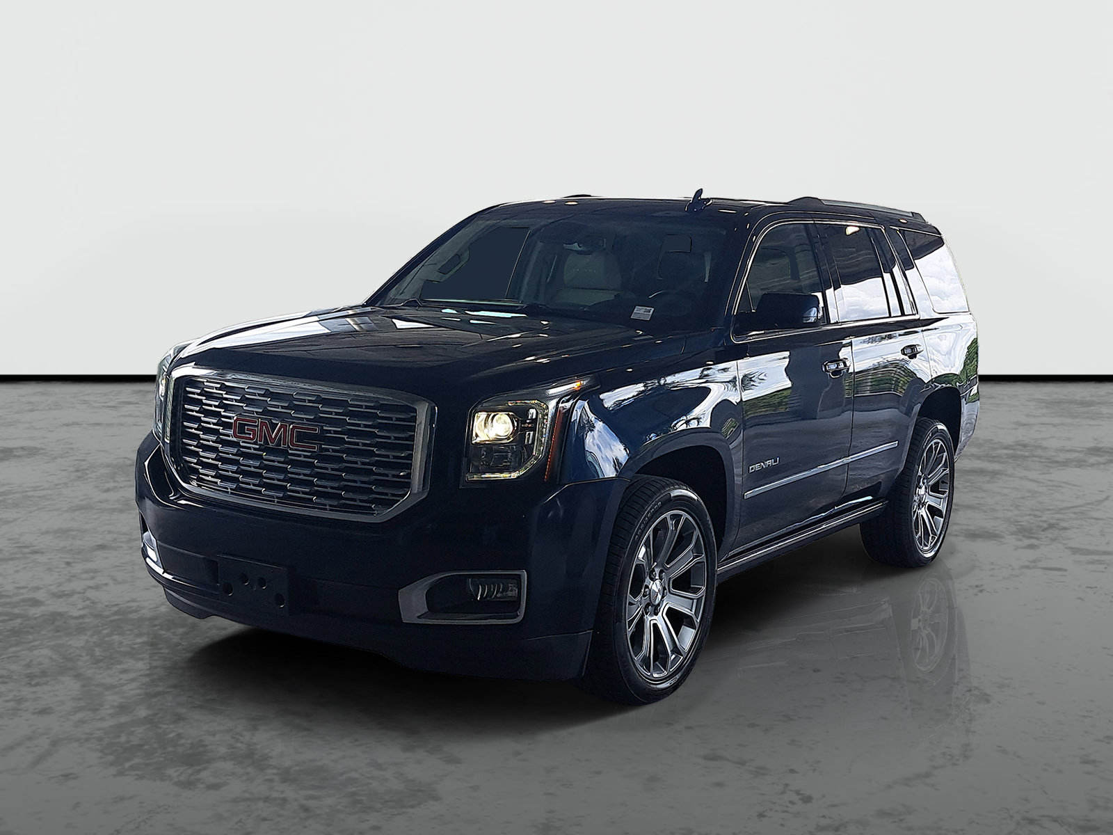 Used 2020 GMC Yukon Denali AWD/4WD image 4