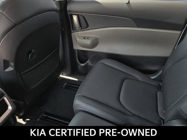 Certified 2026 Kia Carnival EX FWD image 15