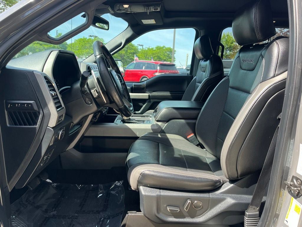 Used 2020 Ford F150 Raptor w/ Equipment Group 802A Luxury AWD/4WD image 24