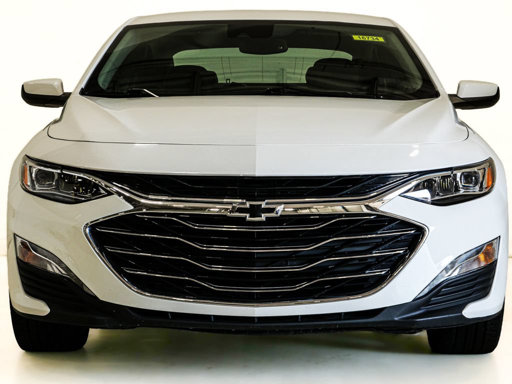 Used 2024 Chevrolet Malibu LT FWD image 2