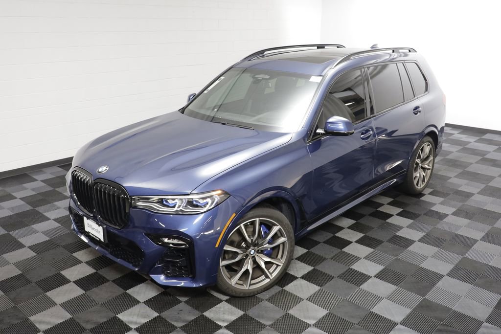 Used 2022 BMW X7 M50i AWD/4WD image 2