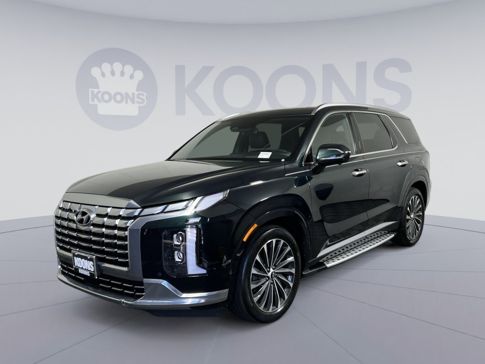 Used 2023 Hyundai Palisade Calligraphy image 1