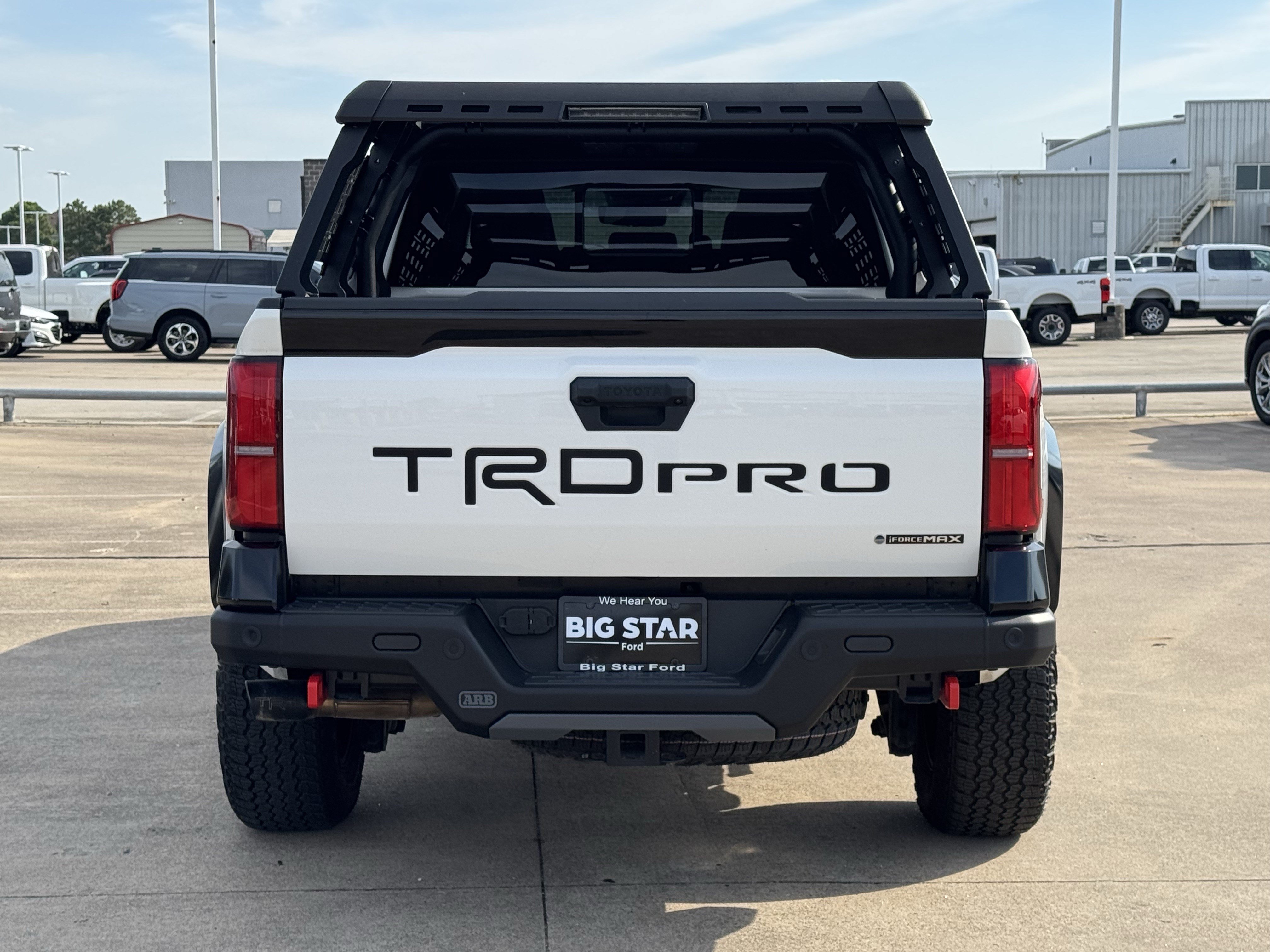 Used 2025 Toyota Tacoma TRD Pro AWD/4WD image 9