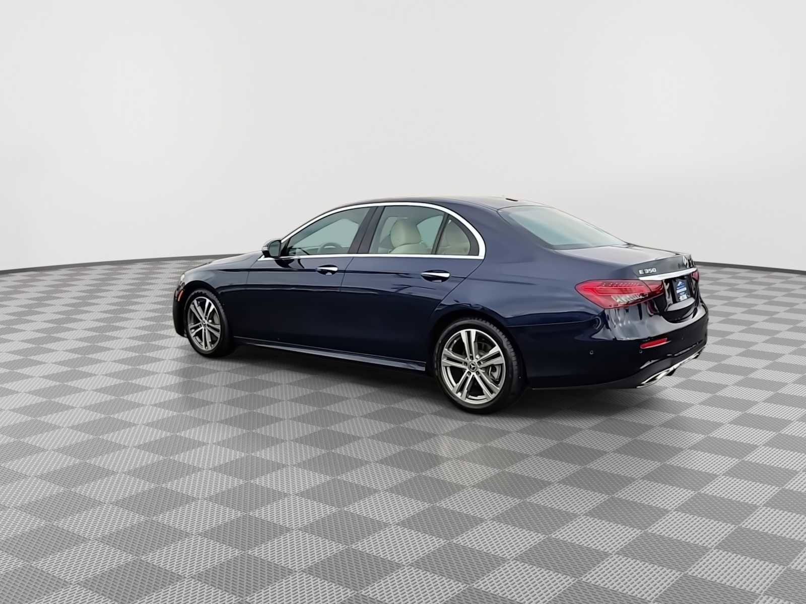 Used 2021 Mercedes-Benz E 350 Sedan image 6