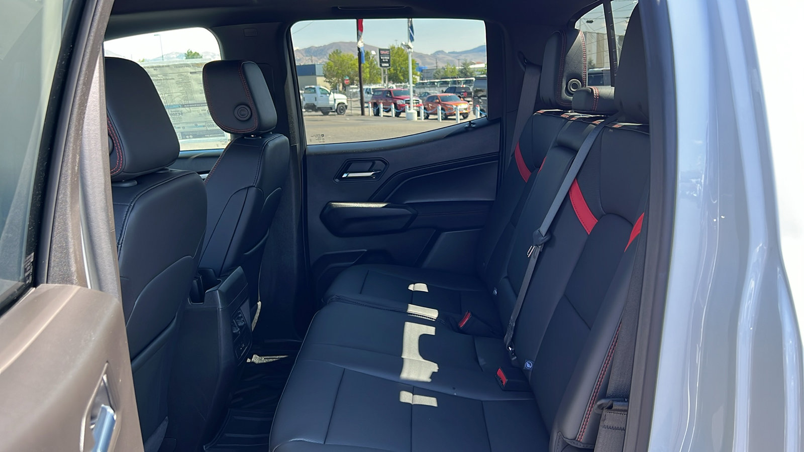 New 2026 Chevrolet Colorado Z71 w/ Technology Package image 15