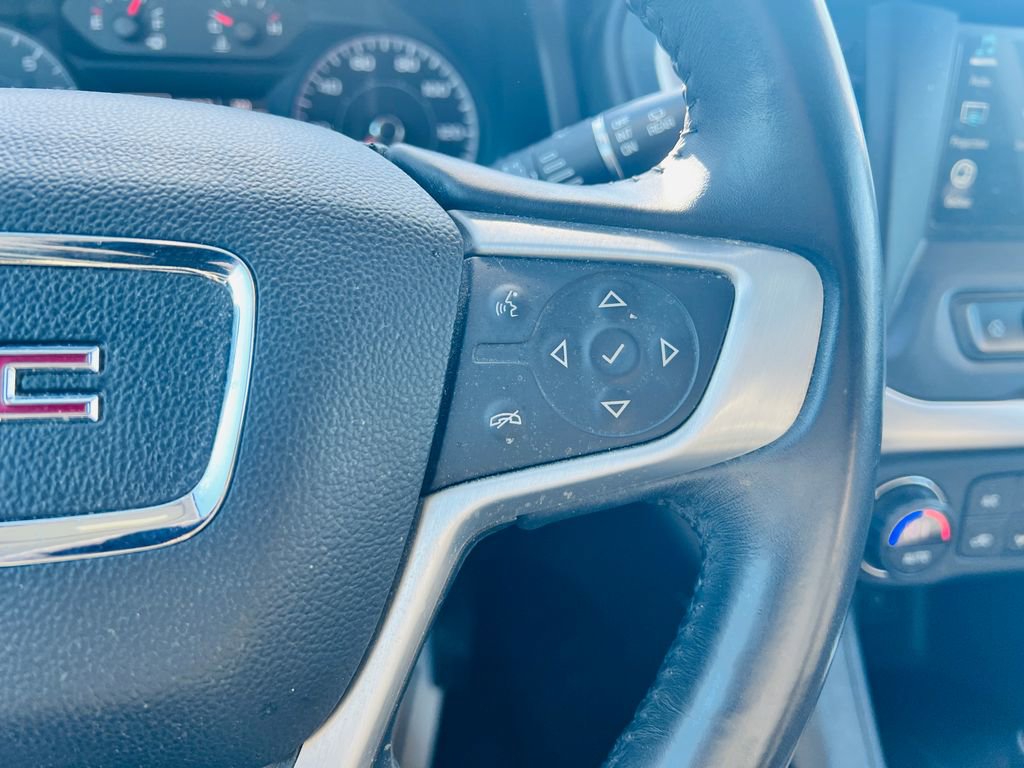 Used 2017 GMC Acadia SLE image 23