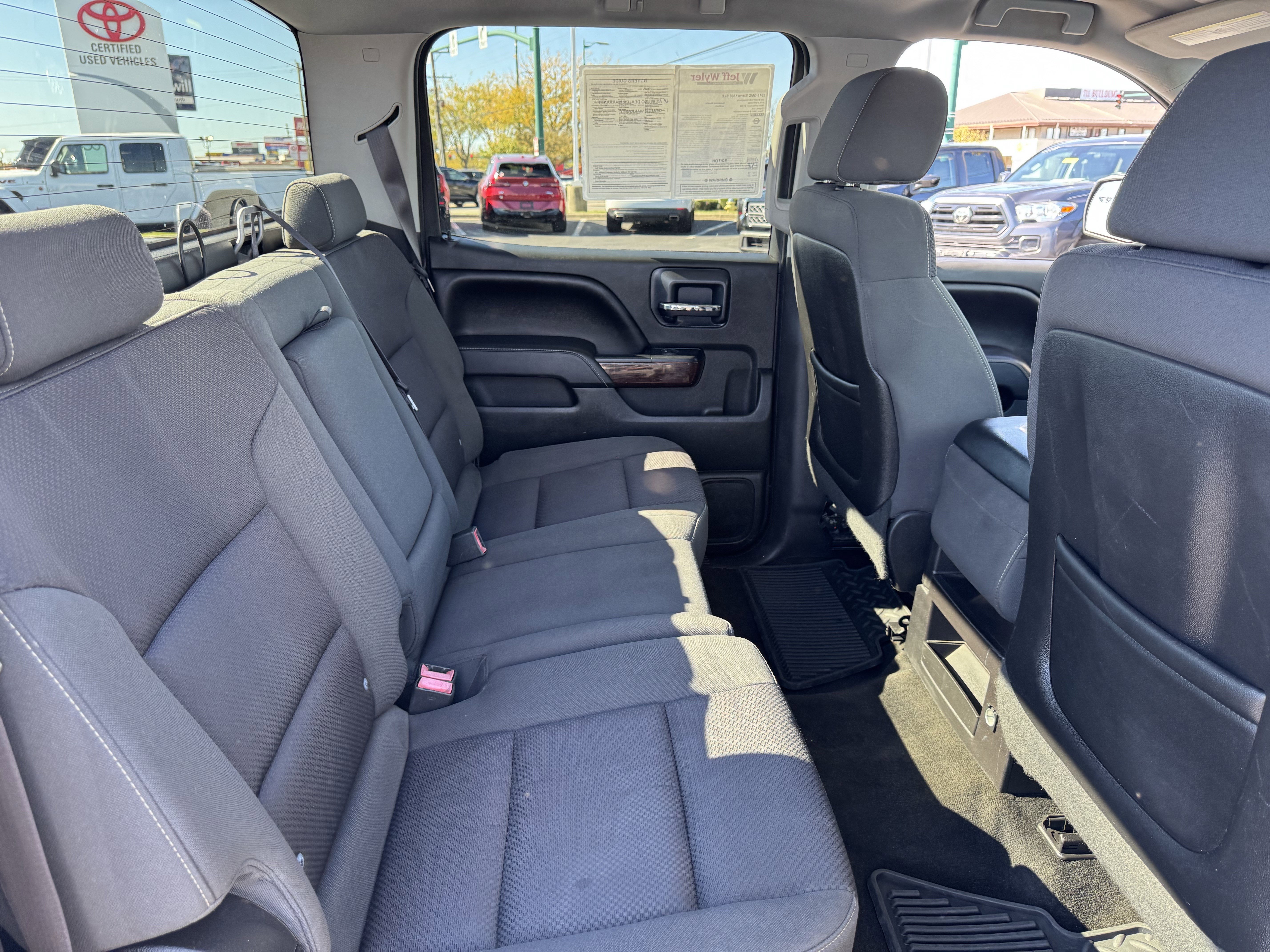 Used 2015 GMC Sierra 1500 SLE w/ SLE Value Package image 33