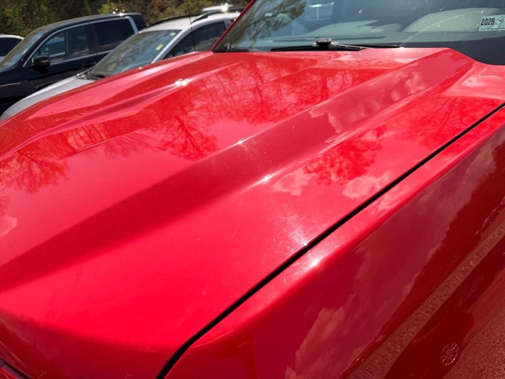 Used 2017 Chevrolet Silverado 1500 Custom w/ Custom Convenience Package AWD/4WD image 8