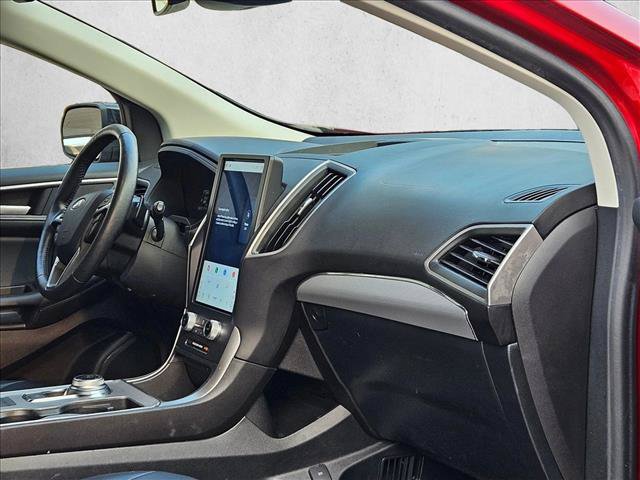Certified 2022 Ford Edge SEL w/ Sport Appearance Package AWD/4WD image 17