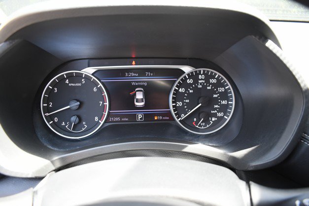 Used 2023 Nissan Sentra SV FWD image 31