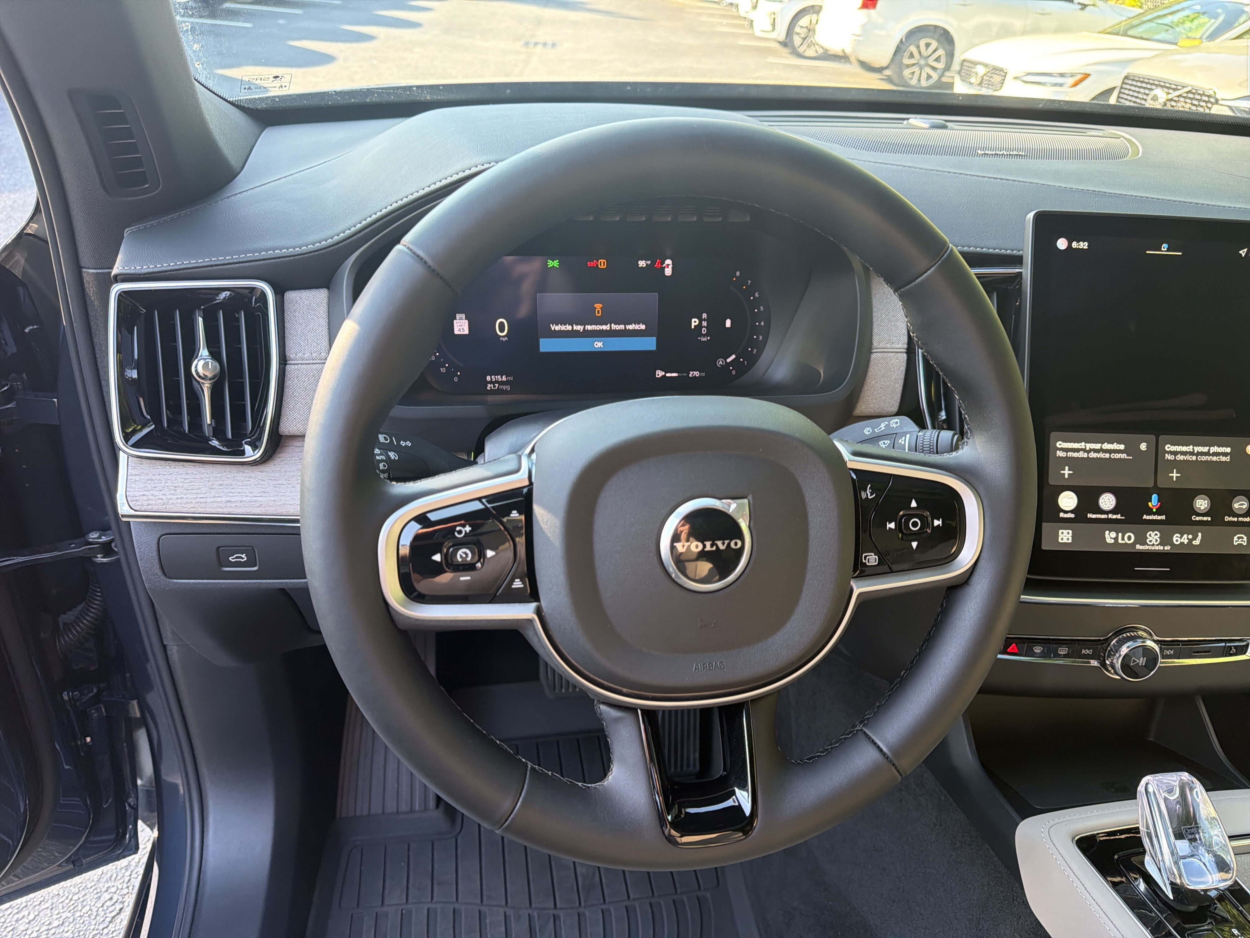 Certified 2026 Volvo XC90 B6 Plus w/ Protection Package Premier AWD/4WD image 18
