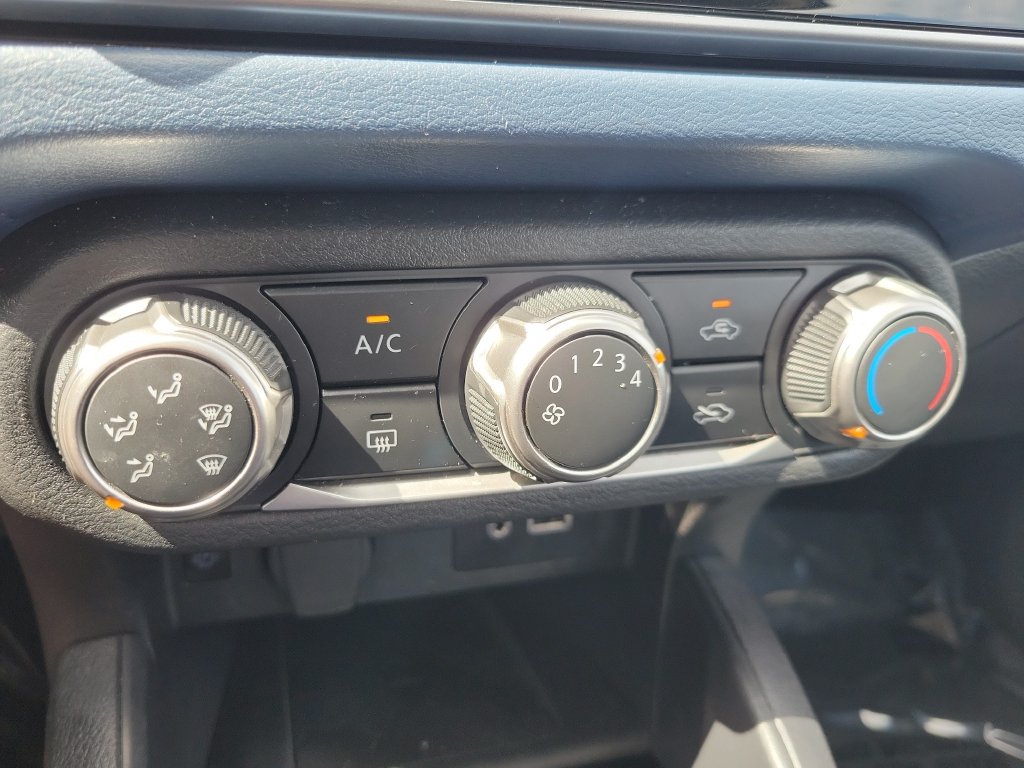 Certified 2025 Nissan Versa SV FWD image 25
