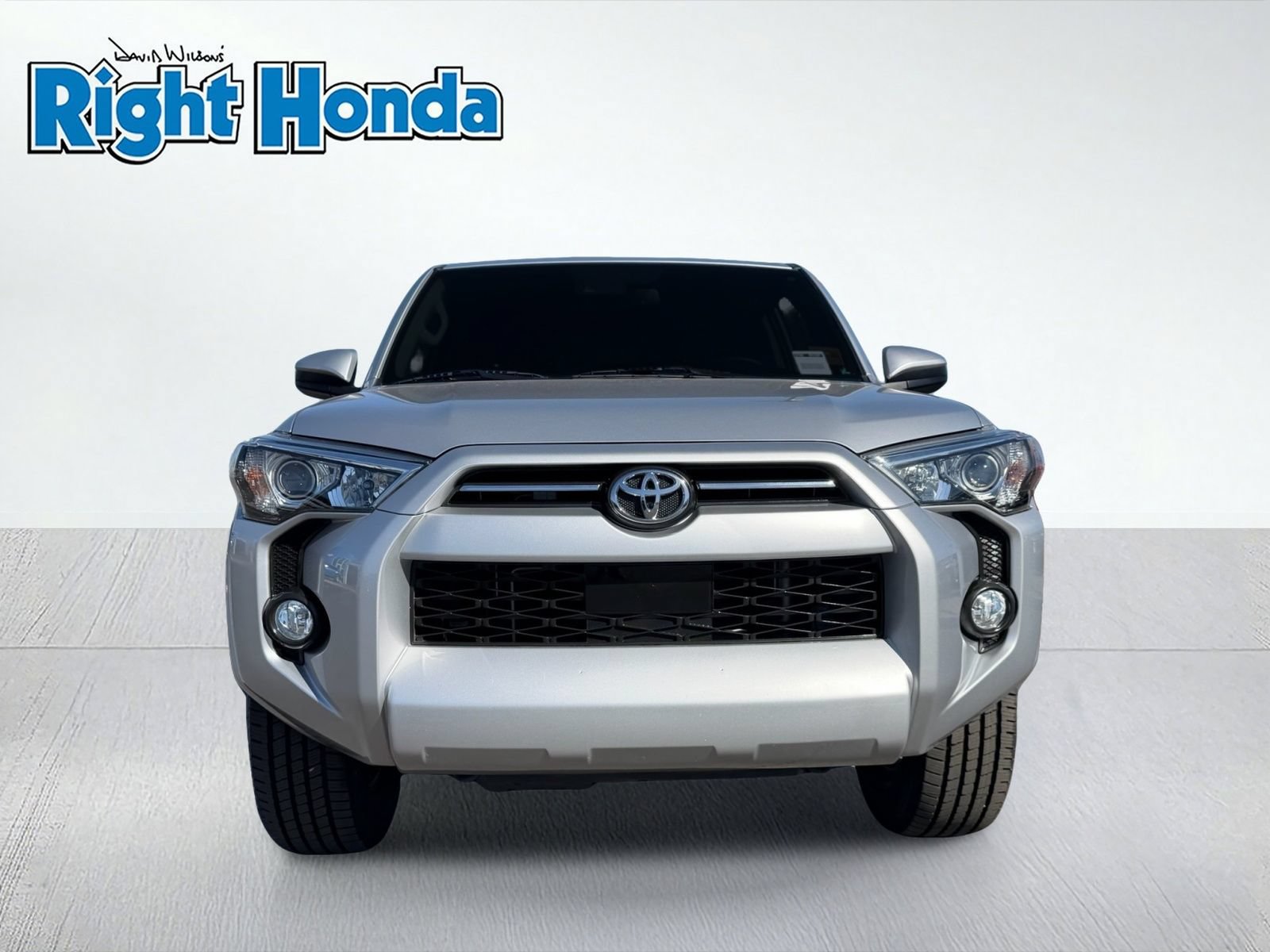 Used 2020 Toyota 4Runner SR5 RWD image 5