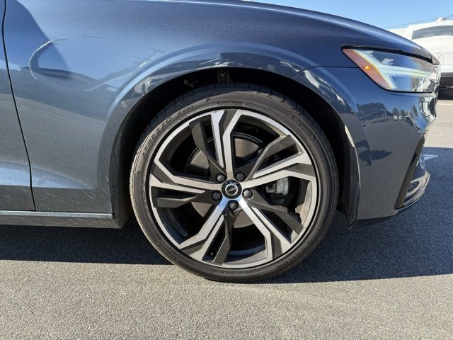 Used 2024 Volvo S60 B5 Core image 14