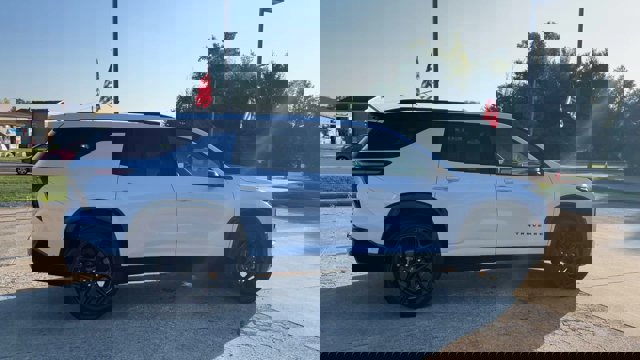 New 2026 Chevrolet Traverse RS w/ LPO, Floor Liner Package image 9