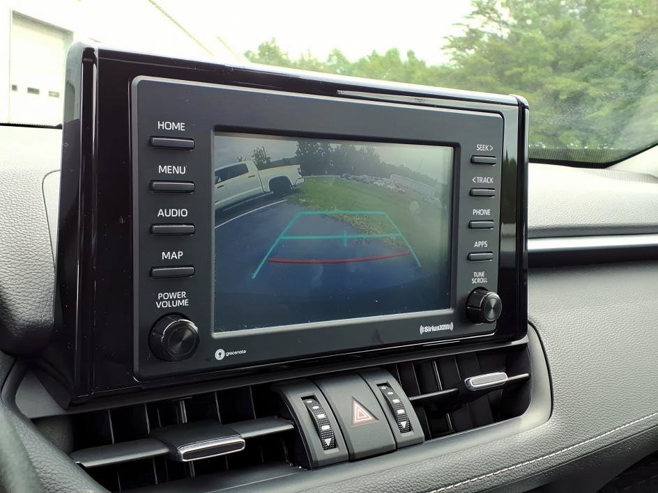 Used 2021 Toyota RAV4 XLE Premium AWD/4WD image 19