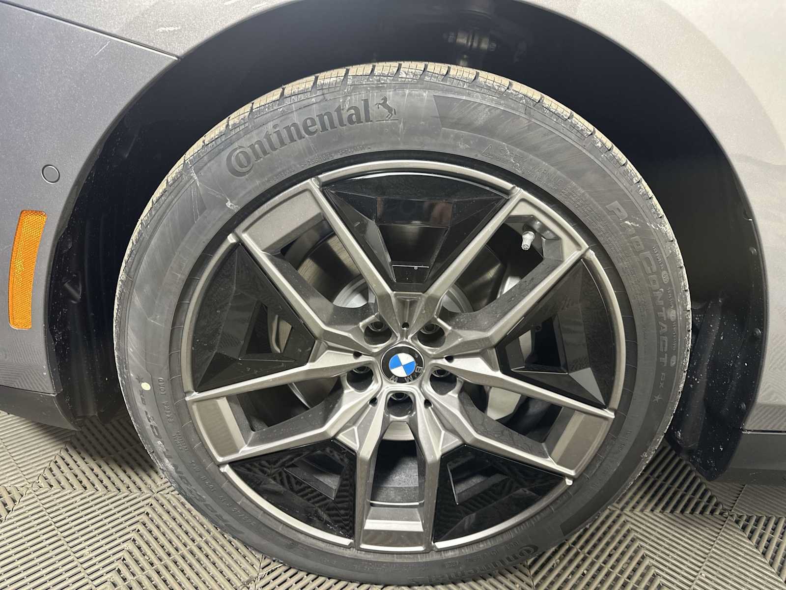 New 2026 BMW 530i xDrive AWD/4WD image 10