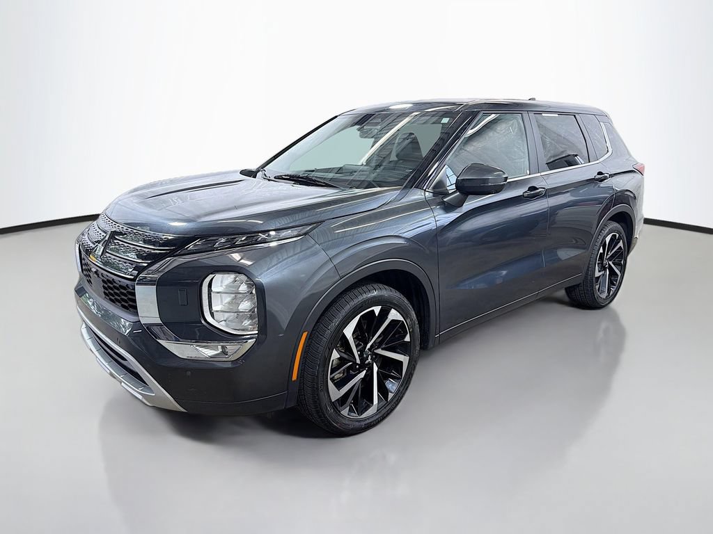 Used 2024 Mitsubishi Outlander SE AWD/4WD image 5