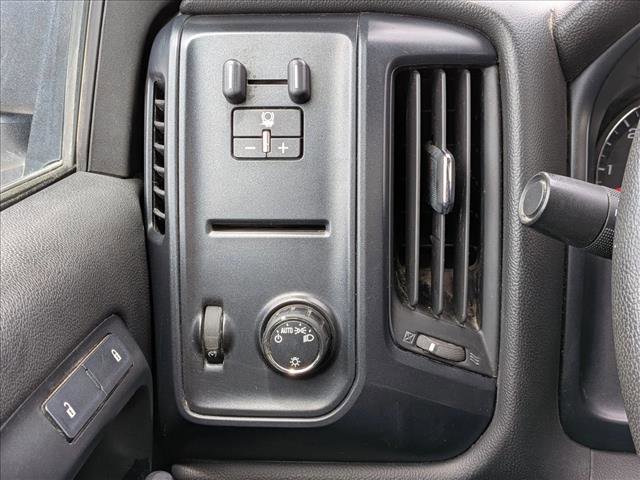 Used 2015 Chevrolet Silverado 2500 W/T image 12