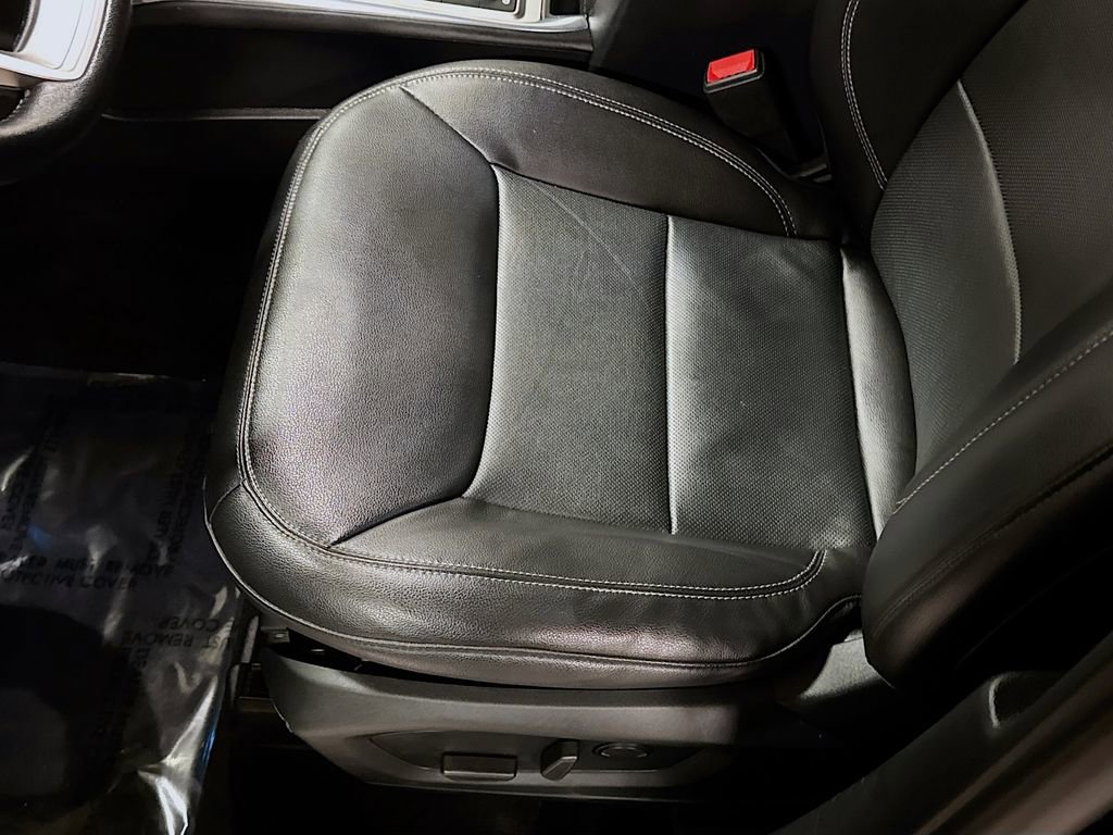 Used 2021 Ford Explorer Limited w/ Equipment Group 301A image 24