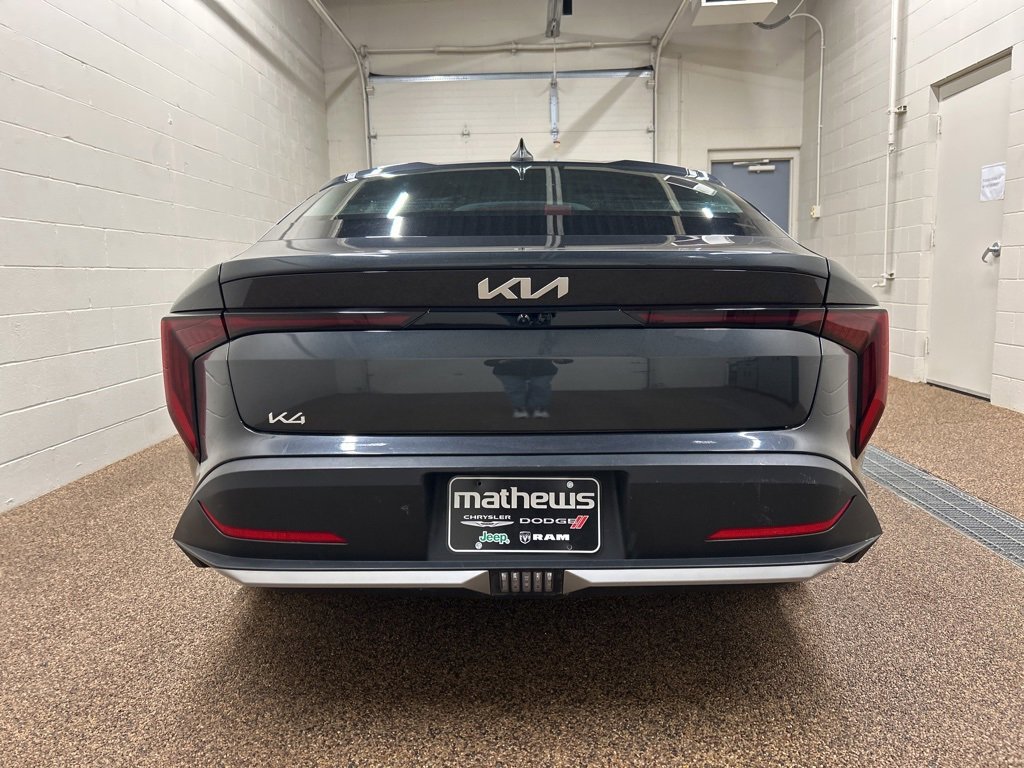 Used 2025 Kia K4 LXS image 3