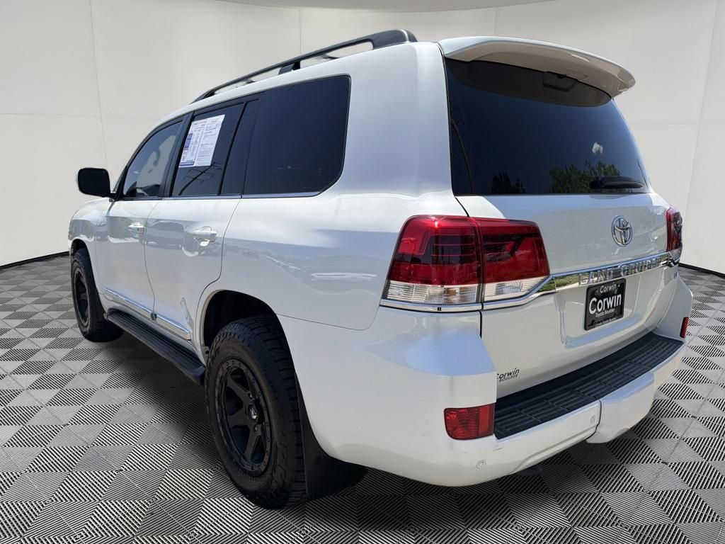 Used 2016 Toyota Land Cruiser AWD/4WD image 5
