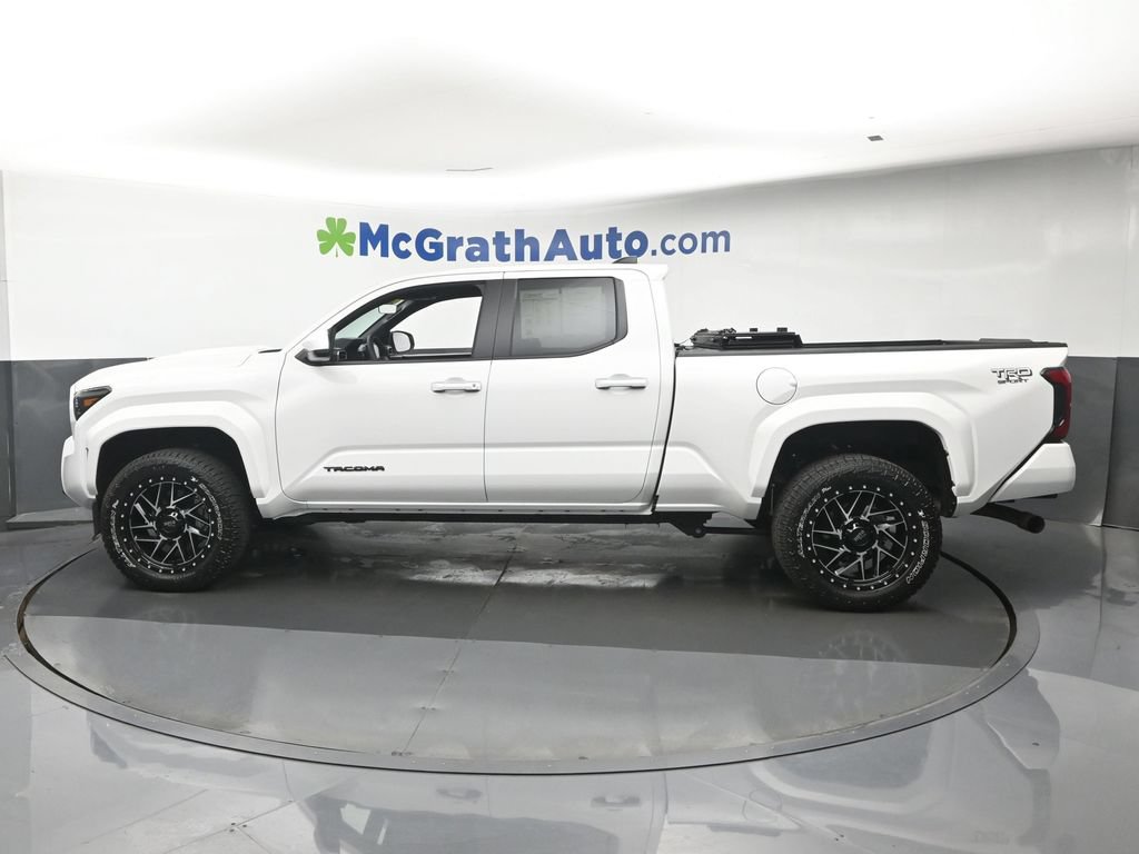 Used 2025 Toyota Tacoma TRD Sport AWD/4WD image 22